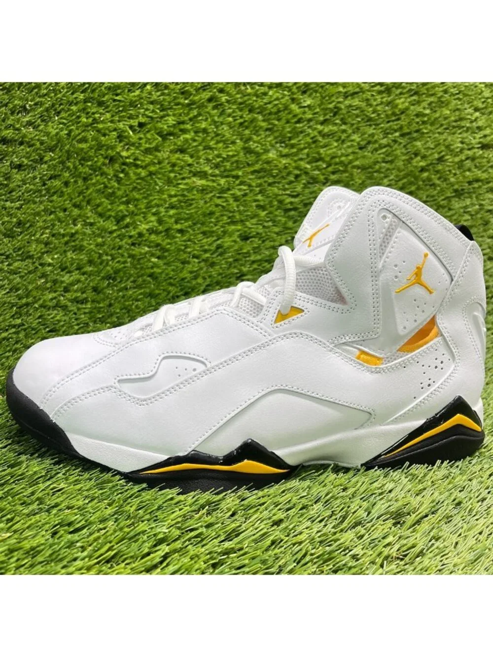 Nike Air Jordan True Flight Mens Size 11 White Athletic Leather Shoes Sneakers